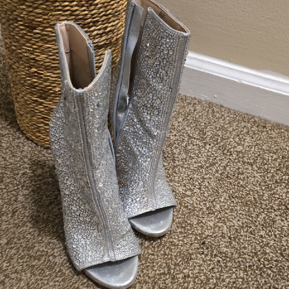 Steve Madden Silver Heeled Glitter Boots